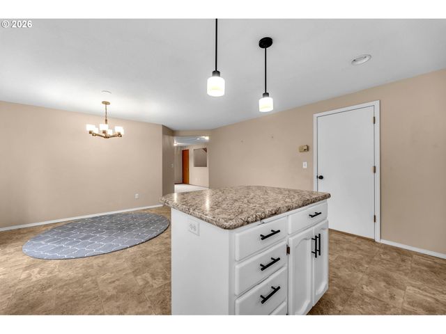 11811 Ne 40TH Pl, Vancouver, WA 98686