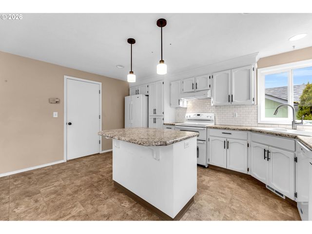 11811 Ne 40TH Pl, Vancouver, WA 98686