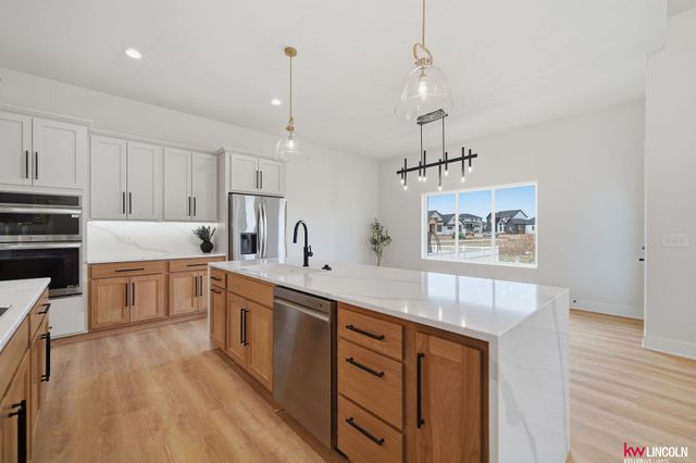 3510 Tree Line Drive, Lincoln, NE 68516