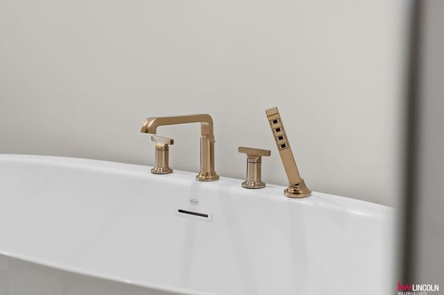 3510 Tree Line Drive, Lincoln, NE 68516