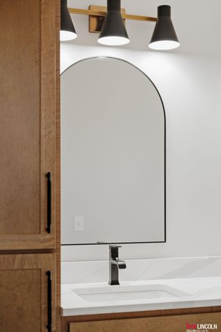 3510 Tree Line Drive, Lincoln, NE 68516