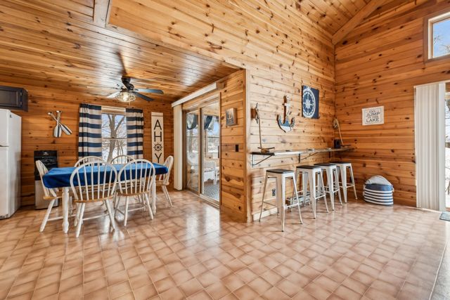 3313 Twin Island Circle NW, Prior Lake, MN 55372