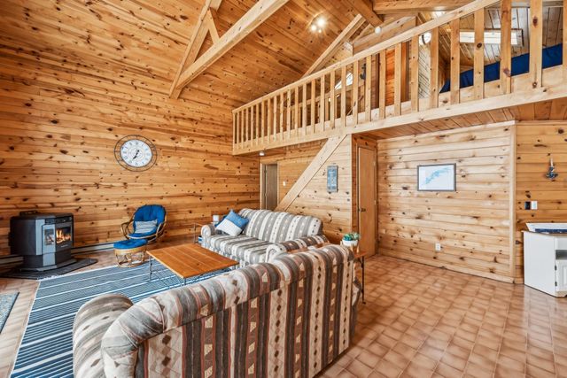 3313 Twin Island Circle NW, Prior Lake, MN 55372