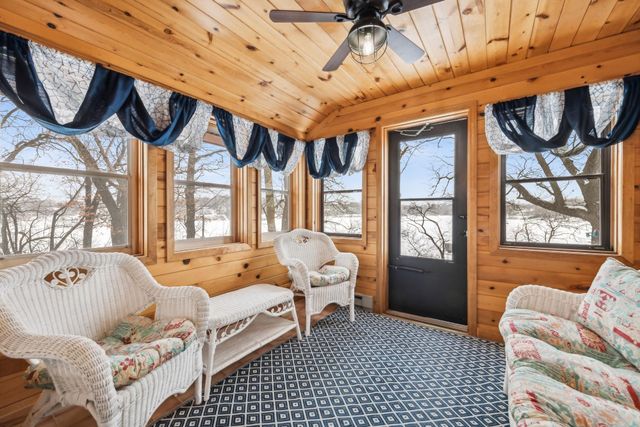 3313 Twin Island Circle NW, Prior Lake, MN 55372