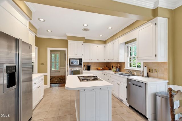 2733 Toxey Drive, Raleigh, NC 27609