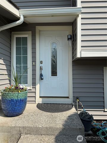 6721 20th Street NE, Tacoma, WA 98422