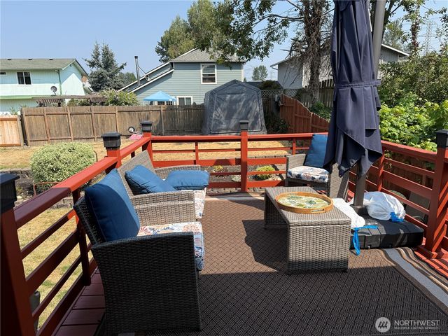 6721 20th Street NE, Tacoma, WA 98422