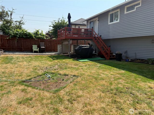 6721 20th Street NE, Tacoma, WA 98422