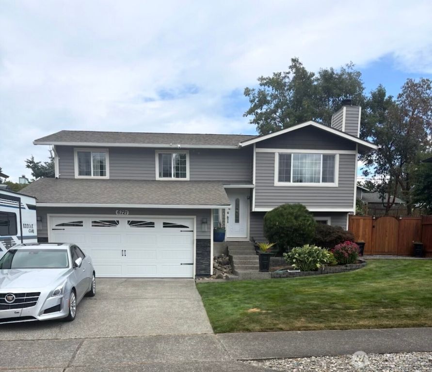 Image 1 of property listing at 6721 20th Street NE, Tacoma, WA 98422