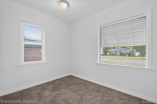 19064 Toepfer Drive, Eastpointe, MI 48021