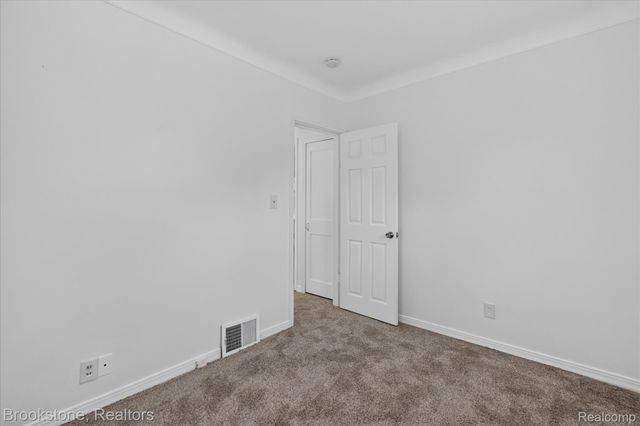 19064 Toepfer Drive, Eastpointe, MI 48021