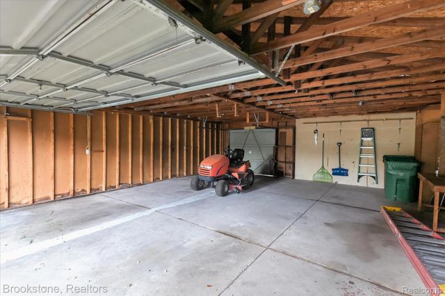 19064 Toepfer Drive, Eastpointe, MI 48021