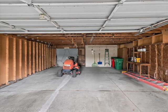 19064 Toepfer Drive, Eastpointe, MI 48021