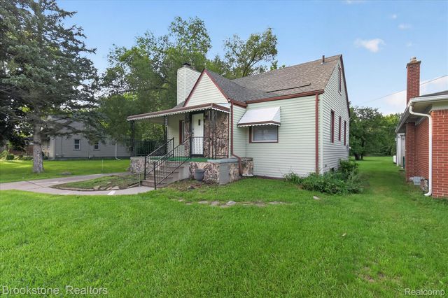 19064 Toepfer Drive, Eastpointe, MI 48021