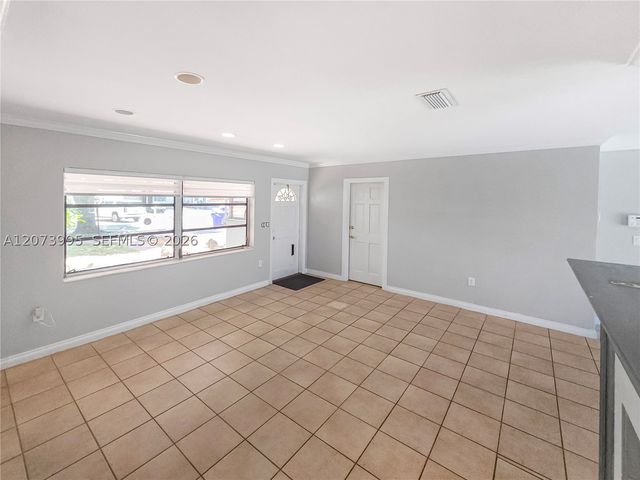 7505 Cleveland St, Hollywood, FL 33024