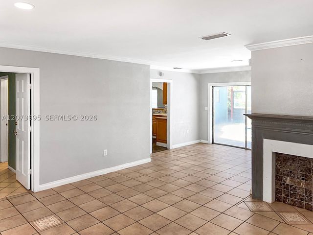 7505 Cleveland St, Hollywood, FL 33024