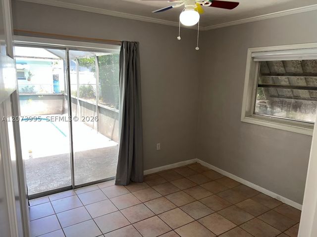 7505 Cleveland St, Hollywood, FL 33024