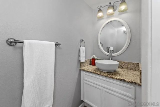 686 Seacoast Dr., Imperial Beach, CA 91932