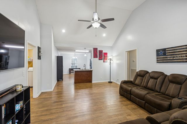 114 Doak St, Shelbyville, TN 37160