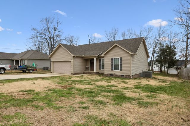 114 Doak St, Shelbyville, TN 37160