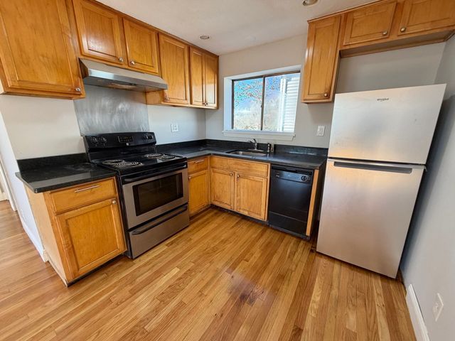 7 Tyler St 8, Everett, MA 02149