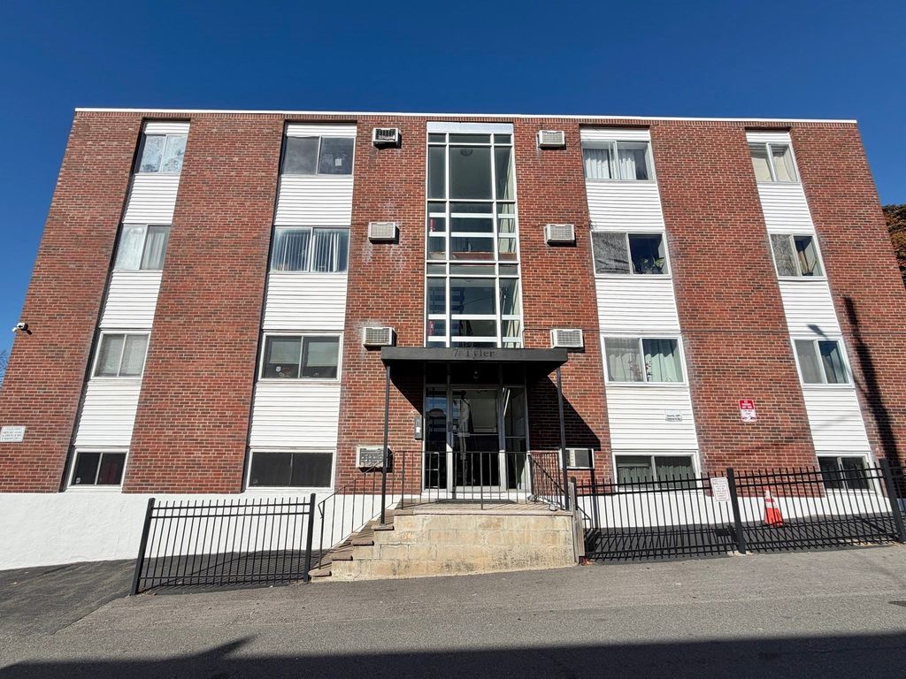 7 Tyler St 8, Everett, MA 02149