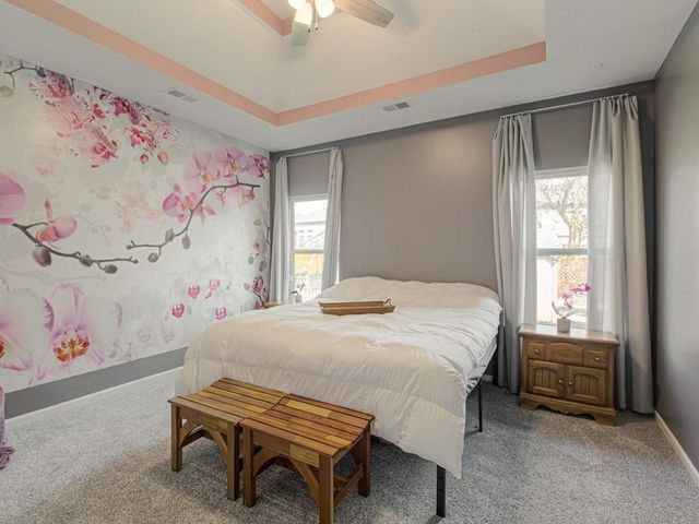 1111 SE Oak Ridge Drive, Oak Grove, MO 64075