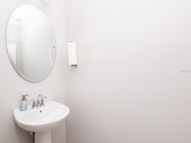 152 CAPE HONEYSUCKLE PLACE, Sanford, FL 32771