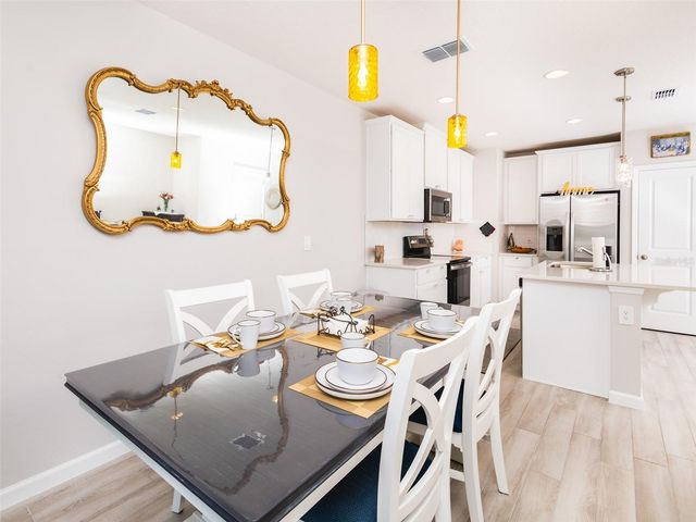 152 CAPE HONEYSUCKLE PLACE, Sanford, FL 32771