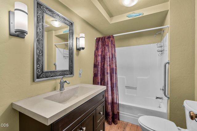 61180 Tapadera Street, Bend, OR 97702