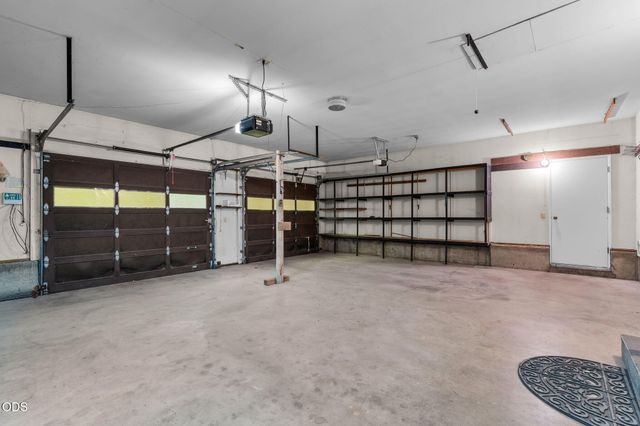 61180 Tapadera Street, Bend, OR 97702