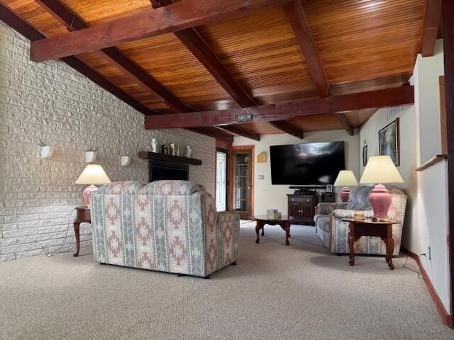 950 N Barker ROAD, Brookfield, WI 53045