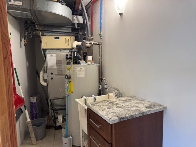 950 N Barker ROAD, Brookfield, WI 53045