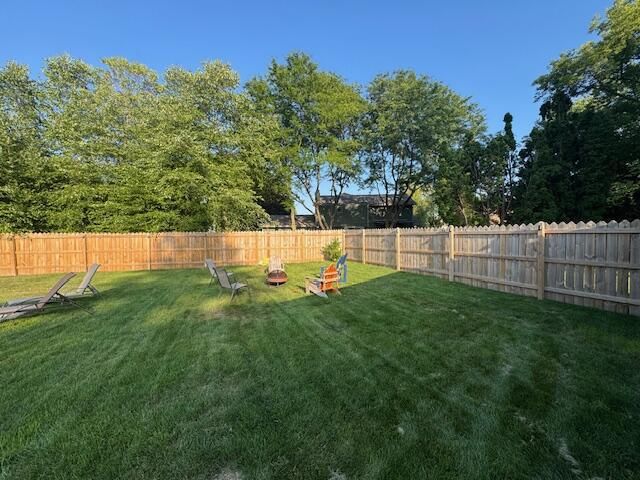 950 N Barker ROAD, Brookfield, WI 53045