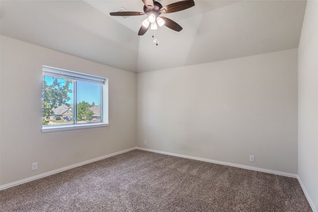 1029 Palo Oaks Drive, Burleson, TX 76028