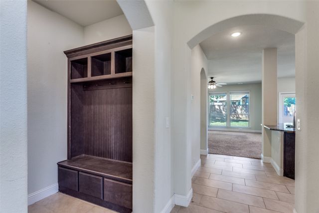 1029 Palo Oaks Drive, Burleson, TX 76028