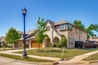 1029 Palo Oaks Drive, Burleson, TX 76028