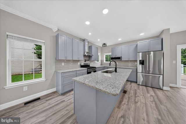 4 TRAVERTINE CT, Townsend, DE 19734