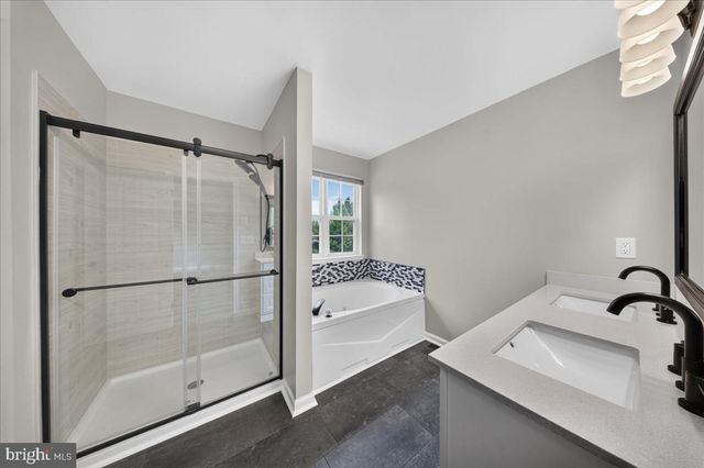 4 TRAVERTINE CT, Townsend, DE 19734