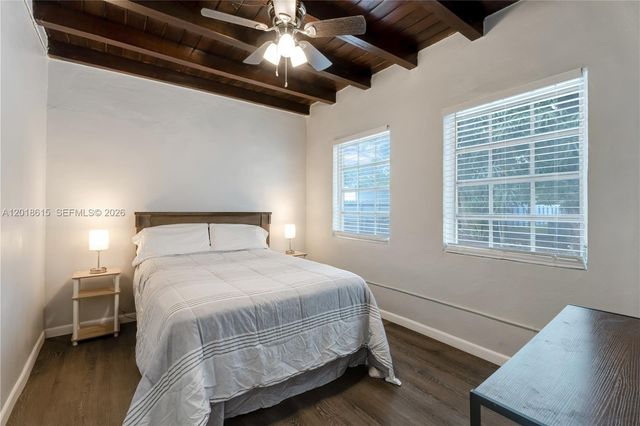 6531 SW 57th Pl, South Miami, FL 33143