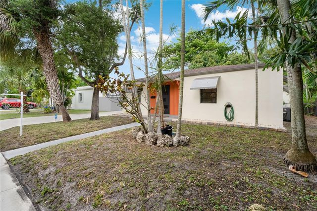 6531 SW 57th Pl, South Miami, FL 33143