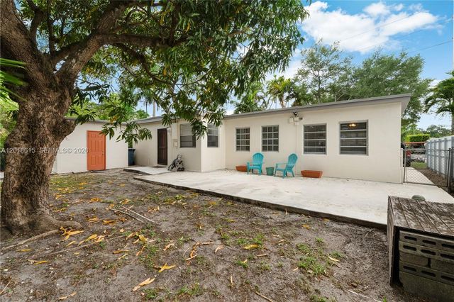 6531 SW 57th Pl, South Miami, FL 33143
