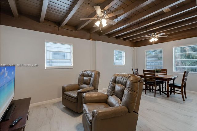 6531 SW 57th Pl, South Miami, FL 33143