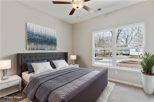 612 E 6th Street, Ottawa, KS 66067