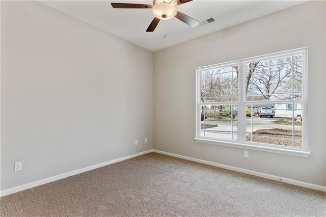 612 E 6th Street, Ottawa, KS 66067