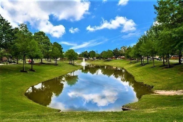 12209 Cimarron Valley Lane, Pearland, TX 77584