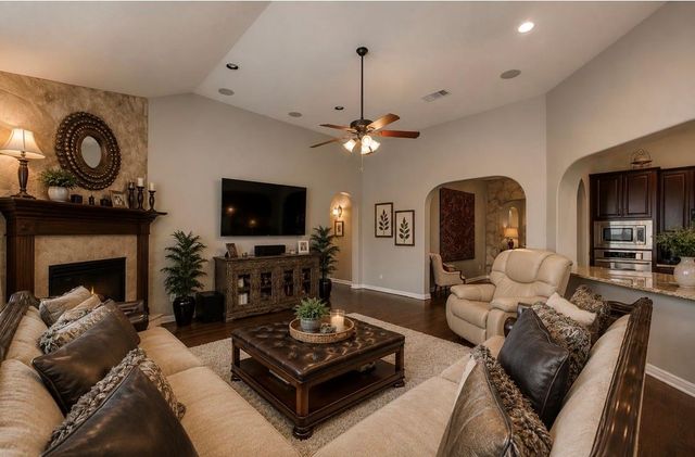 12209 Cimarron Valley Lane, Pearland, TX 77584