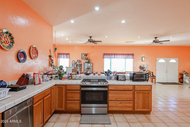 51340 W IVER Road, Aguila, AZ 85320