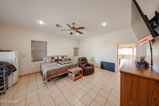 51340 W IVER Road, Aguila, AZ 85320