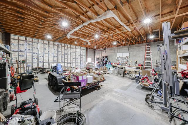 51340 W IVER Road, Aguila, AZ 85320